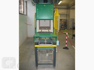 Forno con Binario di Carico